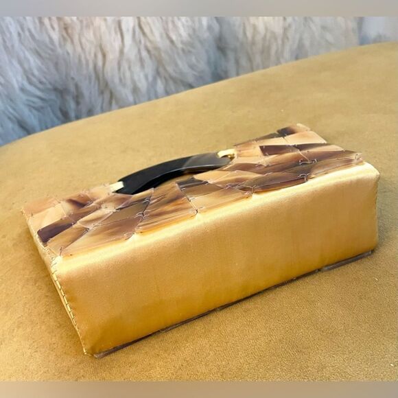 Tortoise shell tile small handbag - Picture 4 of 8